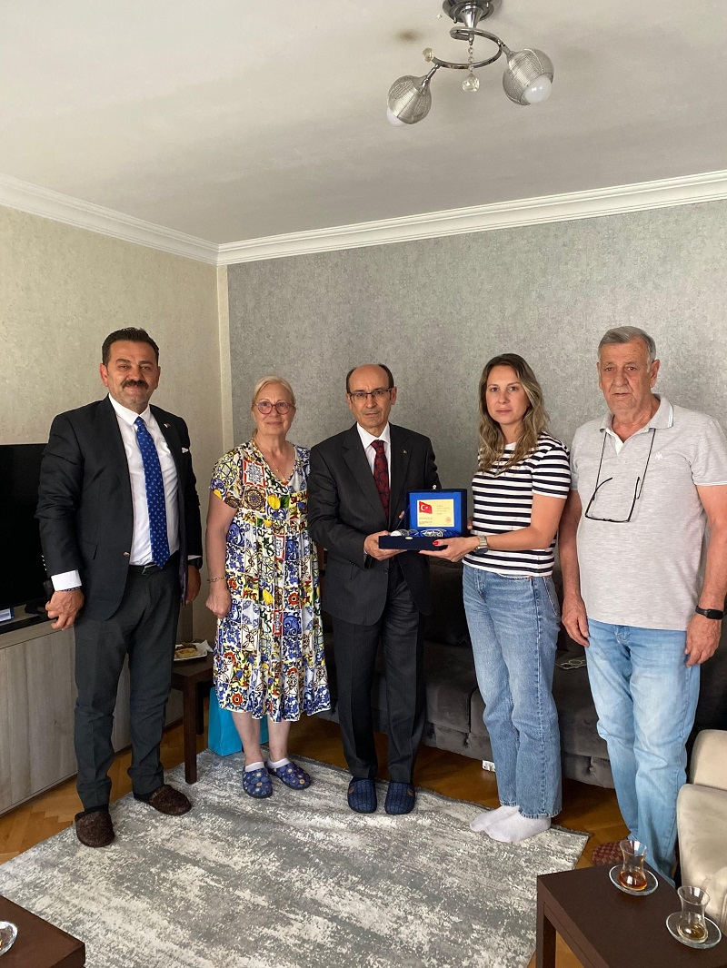 Şehit Semih Güzelay'ın Ailesine Ziyaret